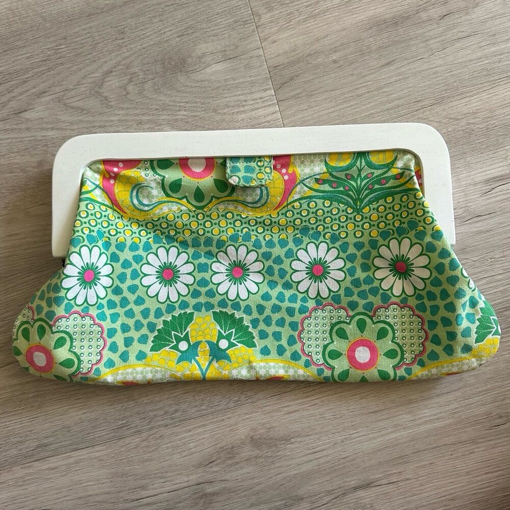 Retro Mod Flower Power Floral Clutch Purse Bag